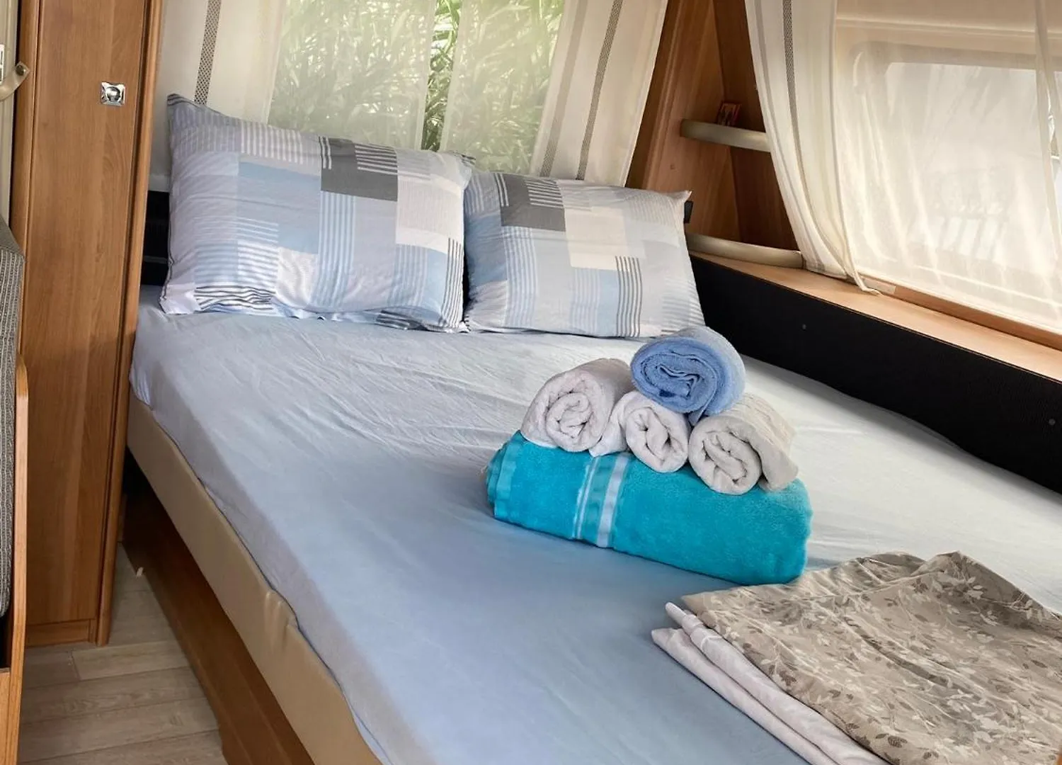 Kak Wohnheim Mit Festem Standort Ouranoupoli Campsite